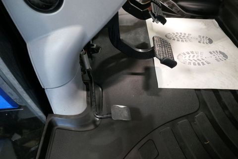 [3600-6506591-6.jpg]