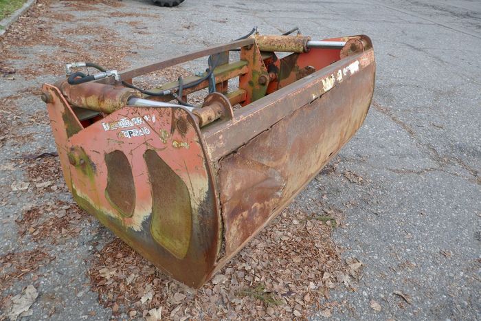 [3600-6546545-0_1.jpg]