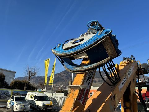 [3600-6626241-10.jpg]