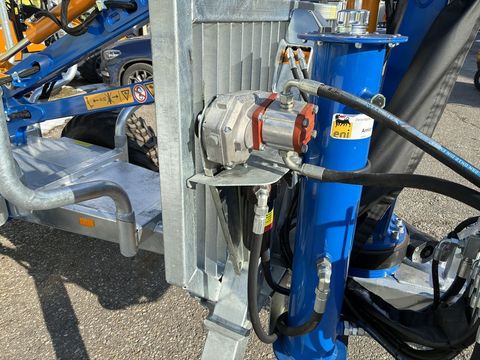 [3600-6638163-7.jpg]