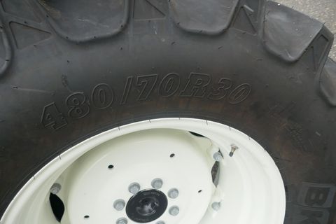 [3600-6671229-2.jpg]