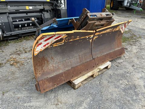 [3600-6685839-0.jpg]