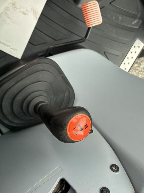 [3600-6686449-11.jpg]