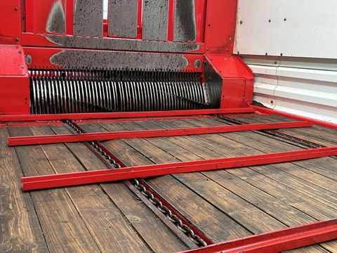 [3600-6693143-14.jpg]