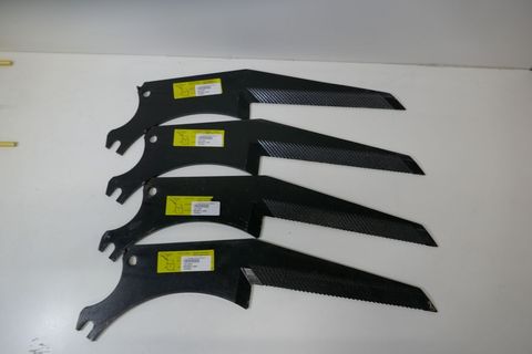 [3600-6705741-5.jpg]