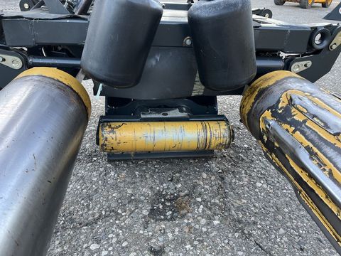 [3600-6731972-5.jpg]