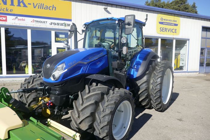 [3600-6750972-0_1.jpg]