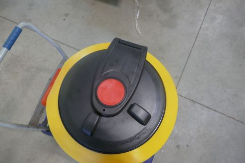 [3600-6757682-4.jpg]