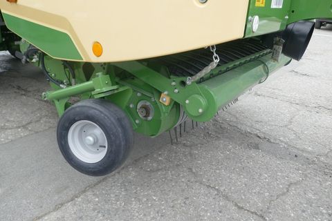 [3600-6765940-12.jpg]