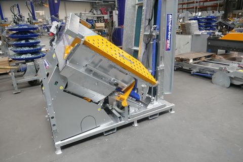 [3600-6827449-0.jpg]