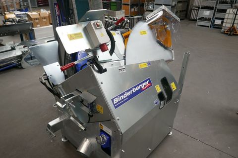 [3600-6827449-2.jpg]