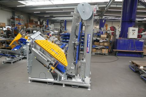 [3600-6827449-7.jpg]