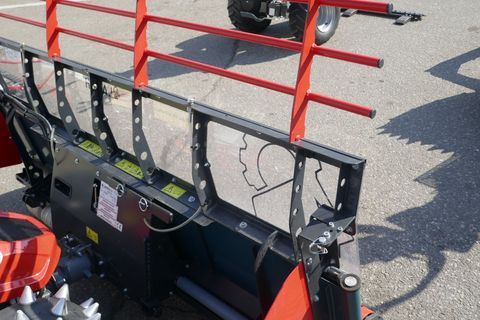 [3600-6861645-3.jpg]