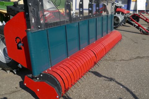 [3600-6861645-5.jpg]