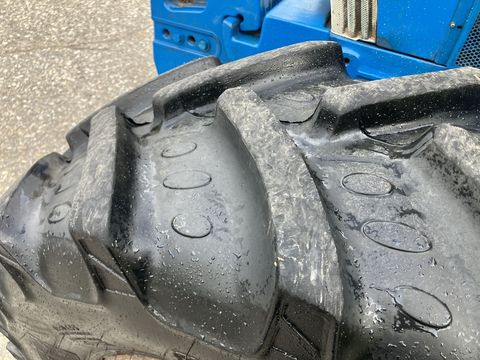 [3600-6880223-11.jpg]