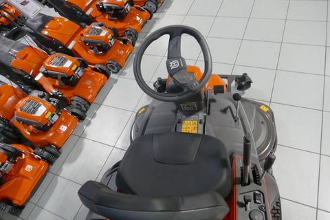 [3600-6883483-3.jpg]