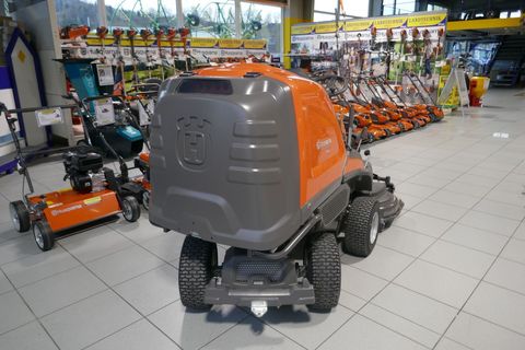 [3600-6883483-7.jpg]