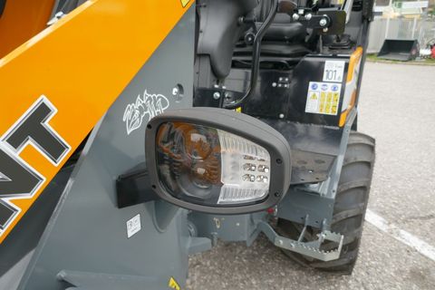 [3600-6884092-11.jpg]