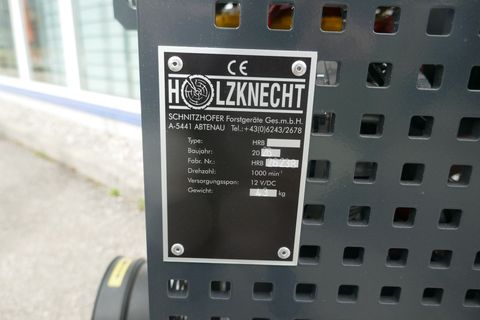 [3600-6899745-2.jpg]