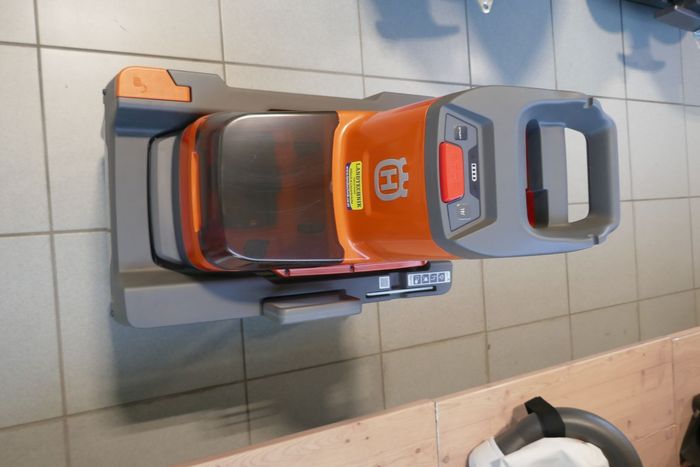 [3600-6908564-0_1.jpg]