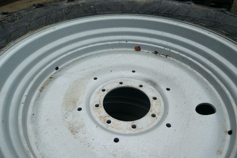 [3600-6929803-3.jpg]