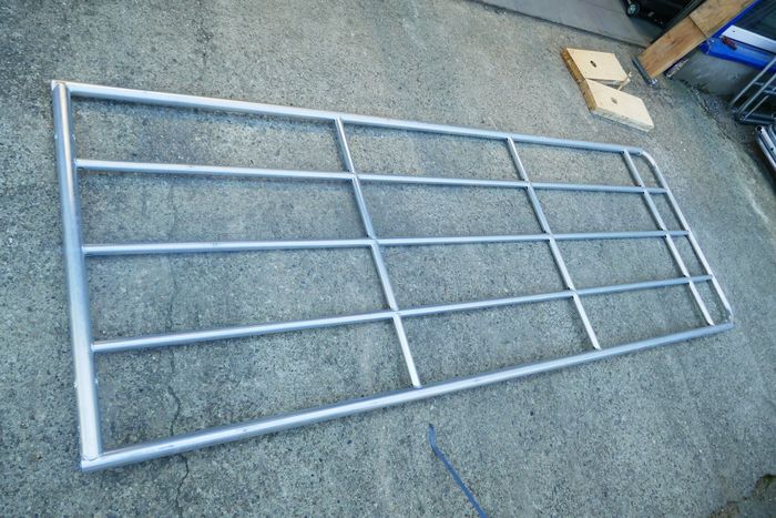 [3600-6979160-0_1.jpg]