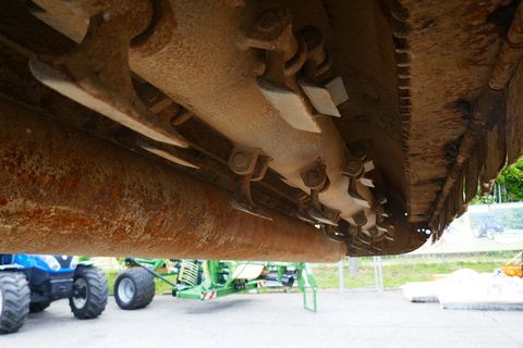 [3600-7098234-13.jpg]