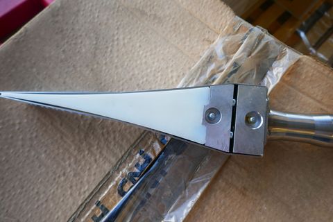 [3600-7198616-7.jpg]
