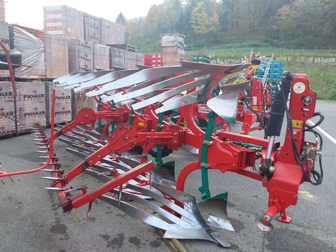 [3606-4121052-0.jpg]