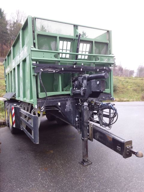 [3606-6492563-1.jpg]