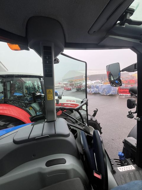 [3606-6660457-20.jpg]