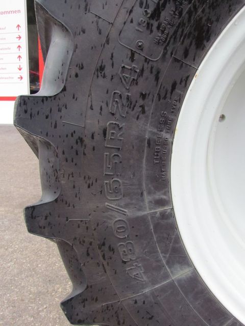 [3886-4180538-7.jpg]