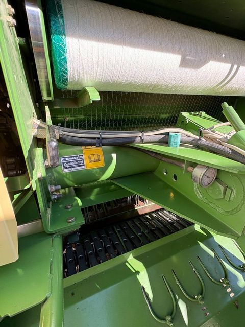 [3886-6402881-9.jpg]