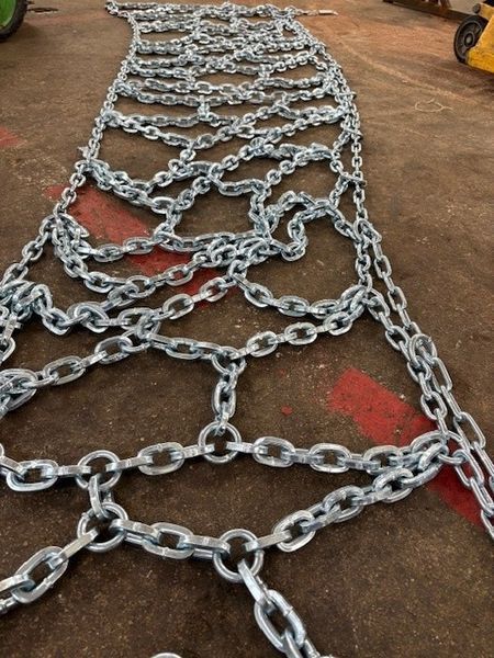 [3886-6458855-2.jpg]