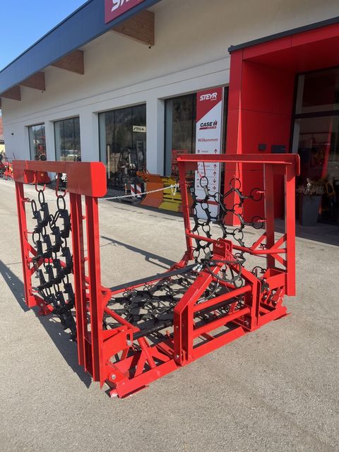 [3886-6769146-1.jpg]