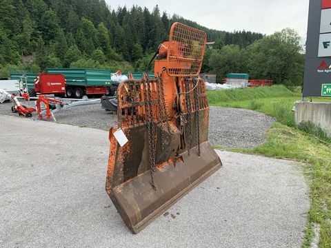 [3944-5756484-8.jpg]