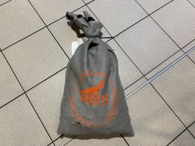 [3944-6430041-0_1.jpg]