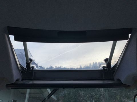 [3944-6526086-15.jpg]