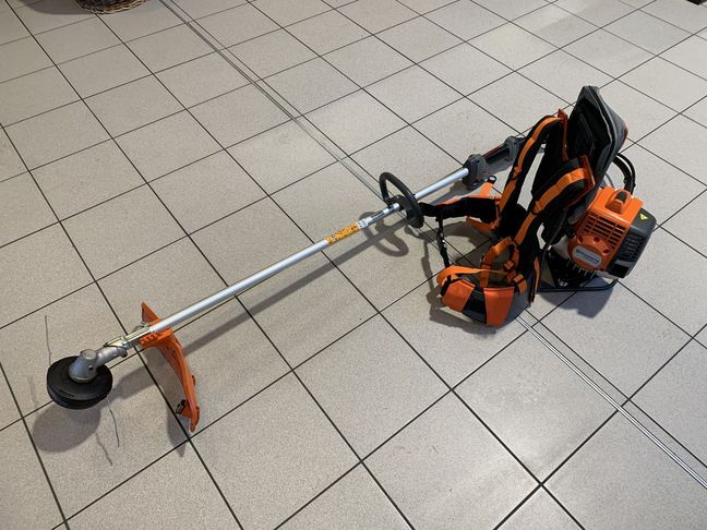 [3944-6646803-0_1.jpg]