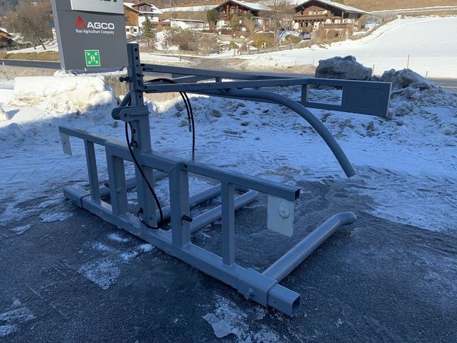 [3944-6689716-0_1.jpg]