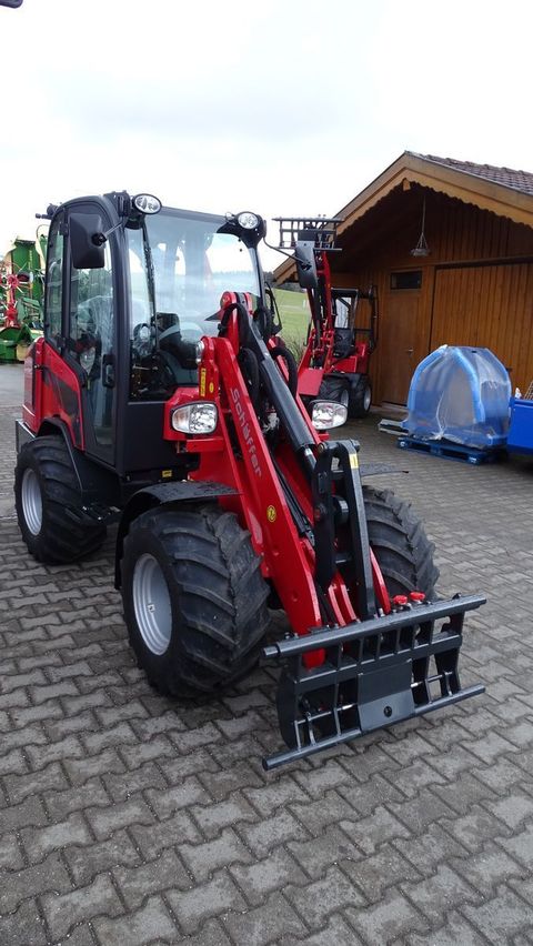 [4079-2643450-6.jpg]