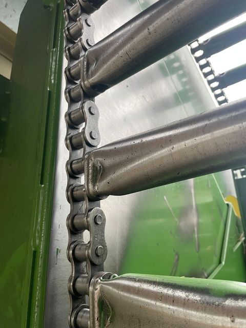[4079-5005237-12.jpg]