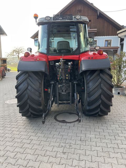 [4079-6395428-3.jpg]