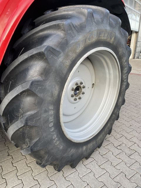 [4079-6395428-9.jpg]