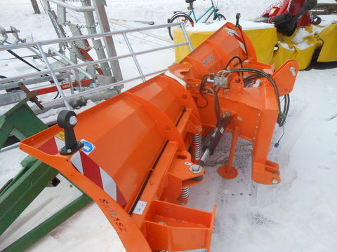 [5032-1485427-2.jpg]