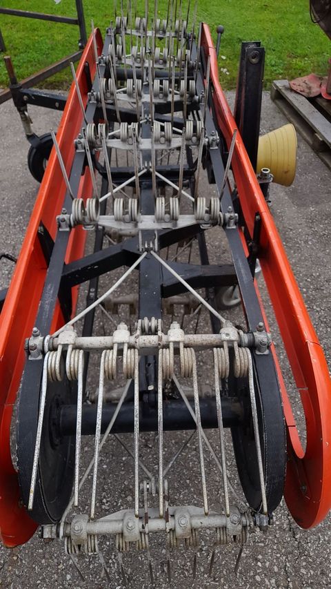 [5032-6047498-3.jpg]