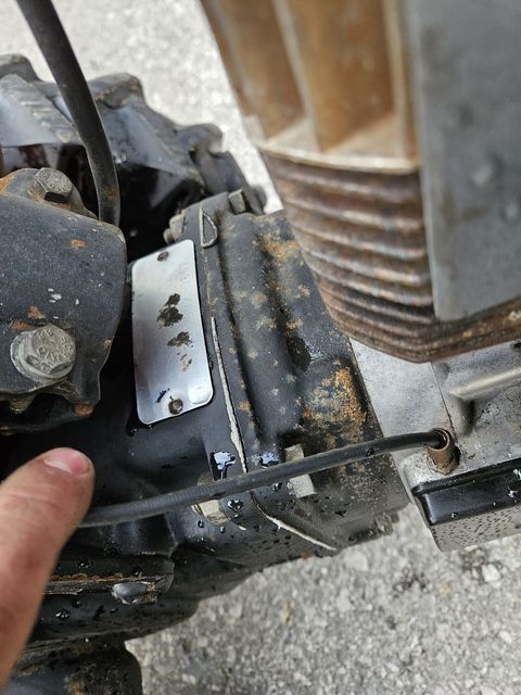 [6030-4738602-3.jpg]