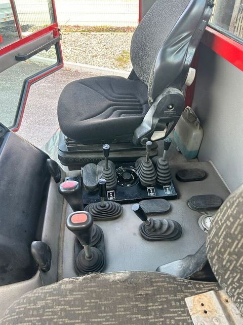 [6032-4334861-5.jpg]