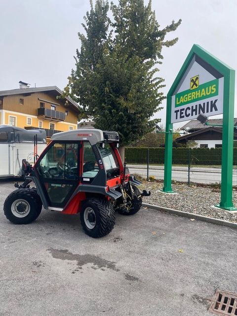 [6032-6448647-3.jpg]