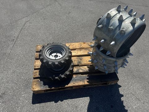 [6034-6239234-3.jpg]